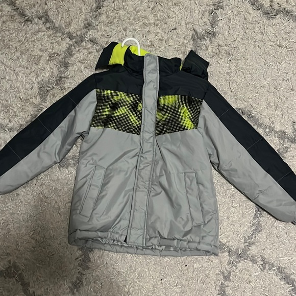 Grey and lime green winter coat - Picture 1 of 4